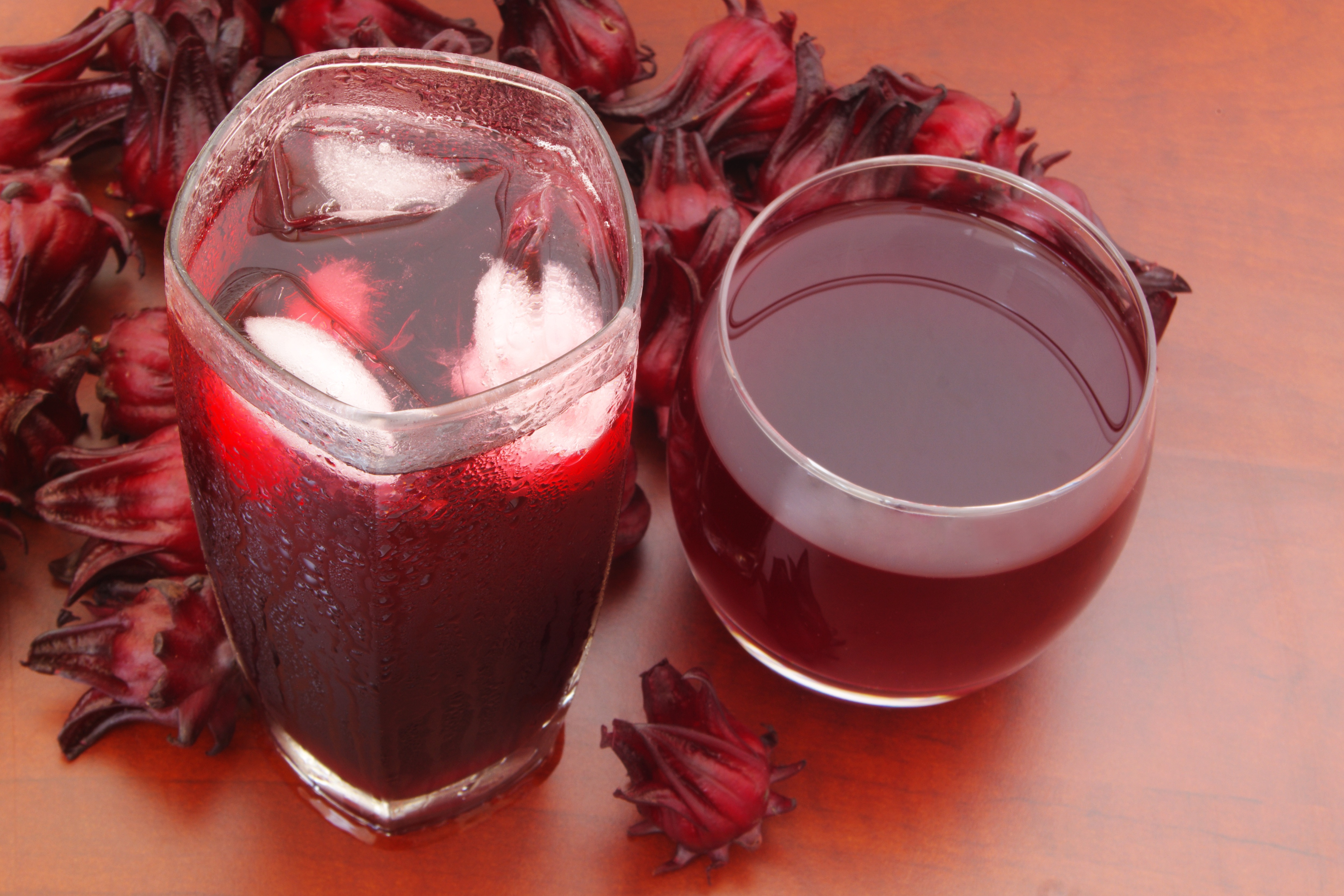 Iced hibiscus tea