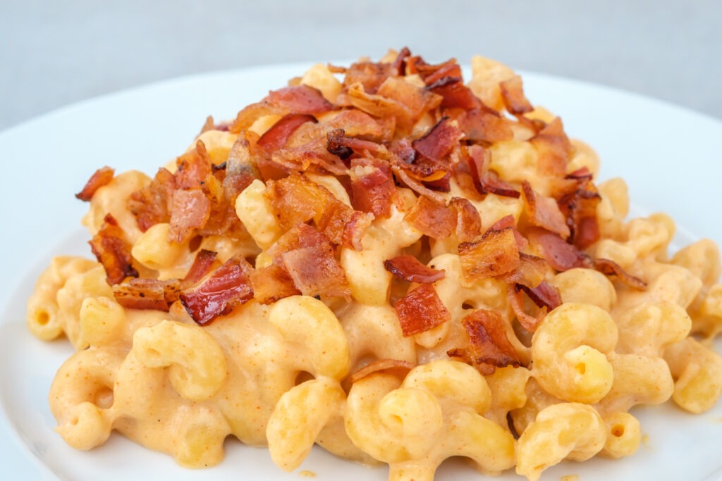 Crockpot Macaroni and Cheese with bacon on top